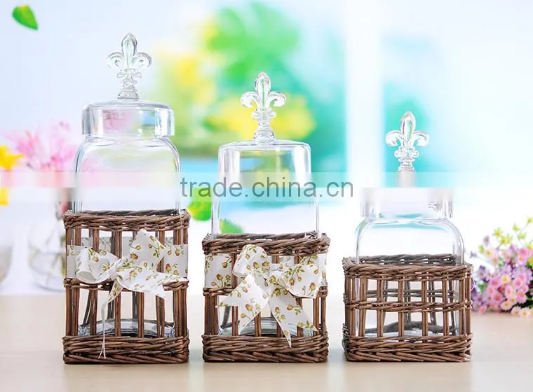 Wholesale square food grade glass storage jar with willow base