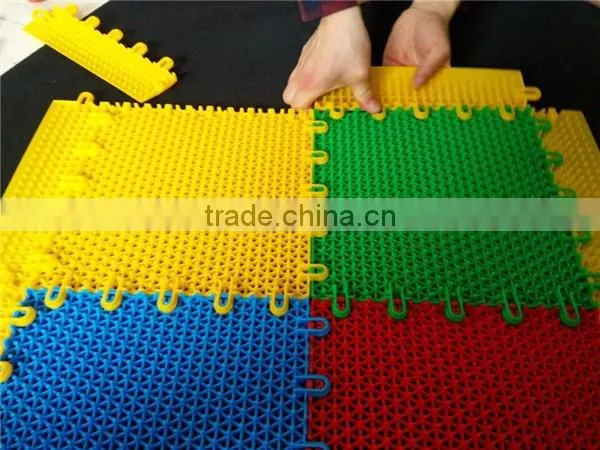 Cheap And Solid Plastic Interlocking Floor Tlie/Mat