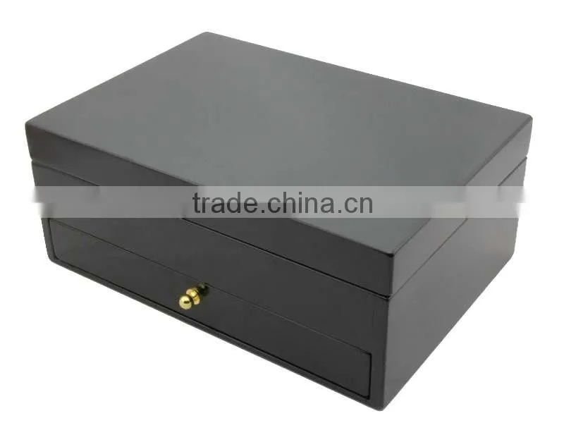 Customized Handmade black wooden jewelry box with compartment and hooks