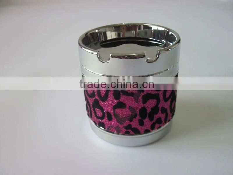 2012 new style metal ashtray