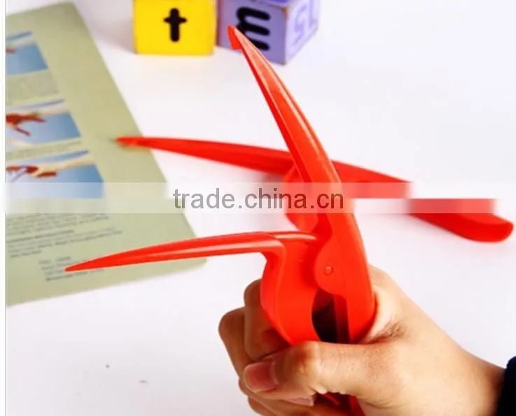 CY125 Shrimp Deveiner and Peeler Prawn Seafood Shell Curved Peeler