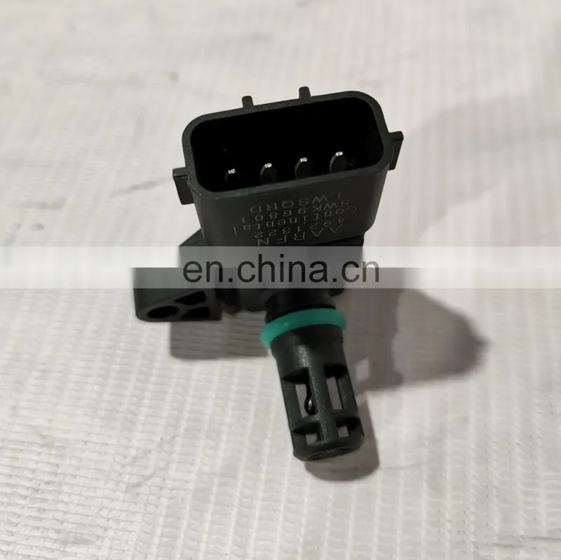 2897333 Air Temperature Sensor 6ISBe Diesel Engine Auto engine 2897333/4921322/4903286