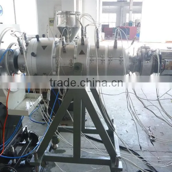 HDPE plastic pipe extrusion machine