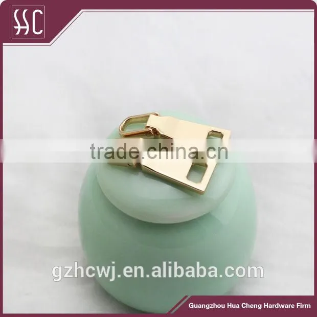 Guangzhou light gold zipper puller and slider for handbag accessory