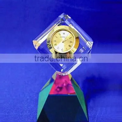 2016 New arrival transparent flame shape crystal clock