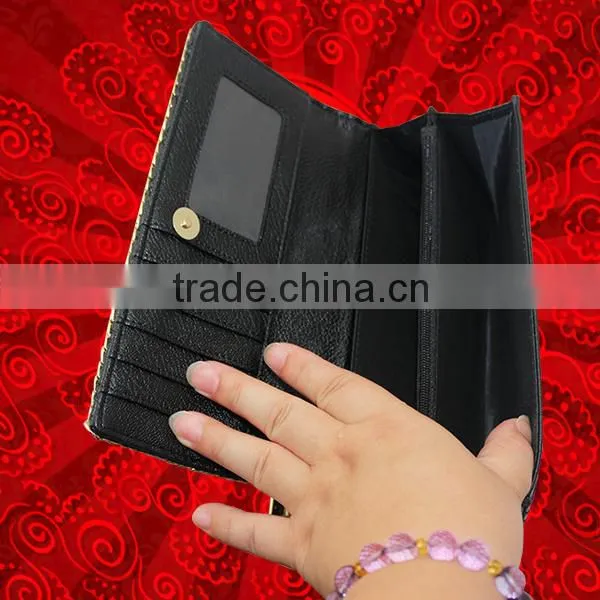 Luxury style high quality leather wallets for lady with chain and hinge design
