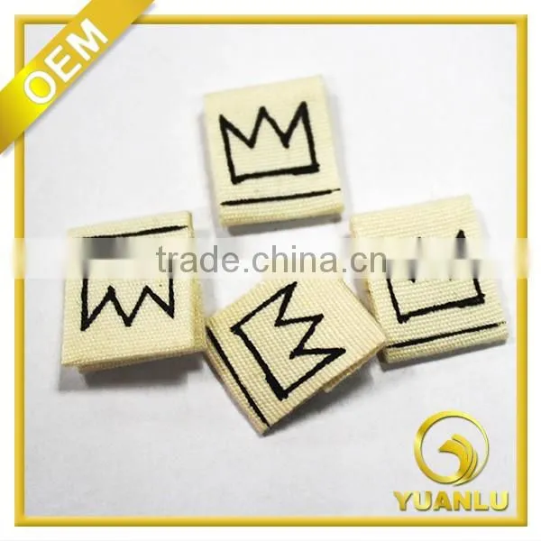 Center fold woven print label printed garment label