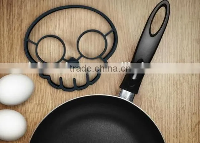 Silicone funny breakfast Skull shape Egg Cooker