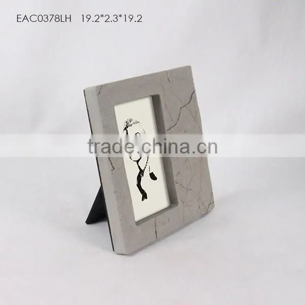 2016 novel design wall hanging decoration concrete lovely photo frame designed with fish pattern effect
