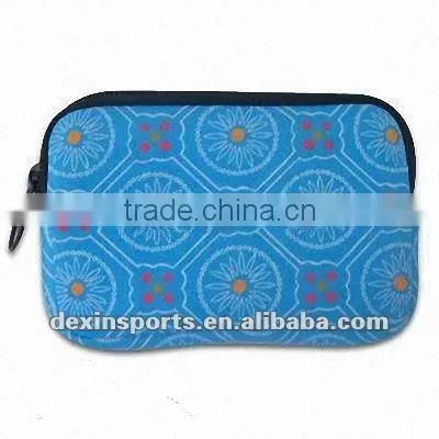 built campact soft shell camera case
