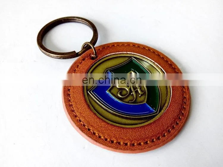 Custom leather keychain zinc alloy material leather sealed edge keychain