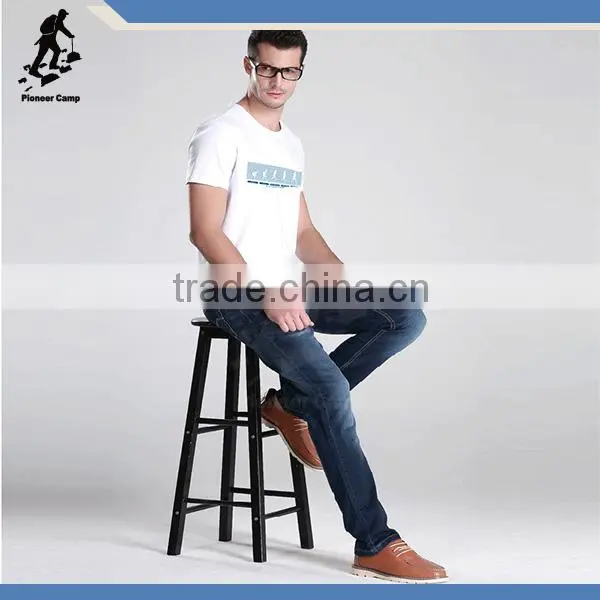 deep crew neck shirt