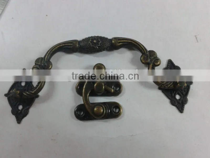 Furniture handle