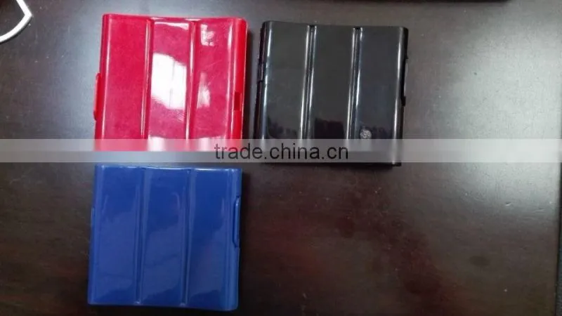 Plastic cigarette case