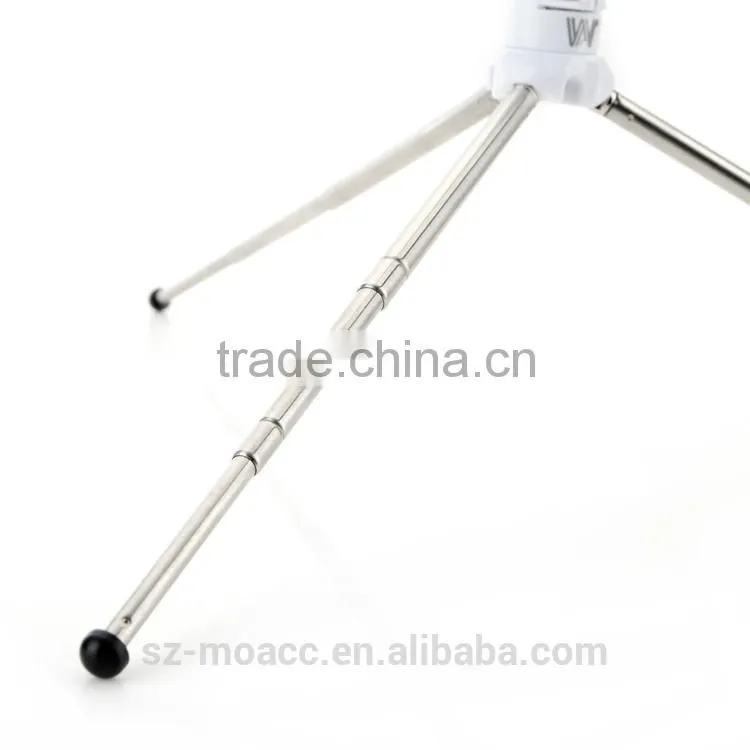 High Quality multi-function phone photo-taking Bluetooth Selfie Stick with tripod