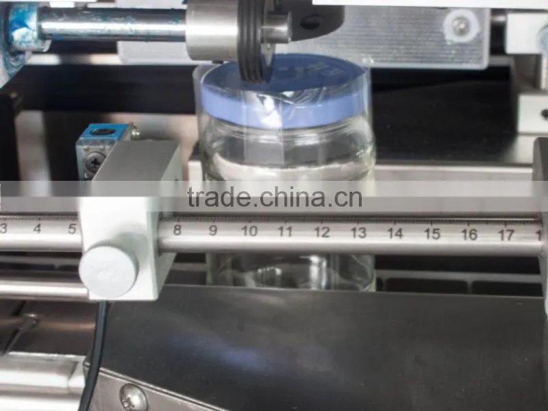 Hot selling economical High speed sleeve labeling machine