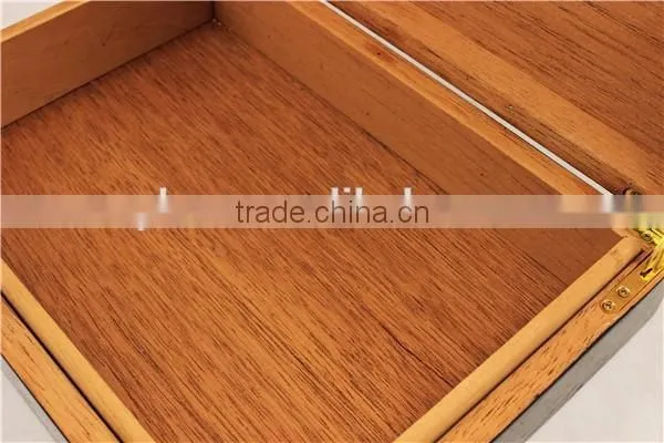Wholesale custom logo wooden cigar humidor