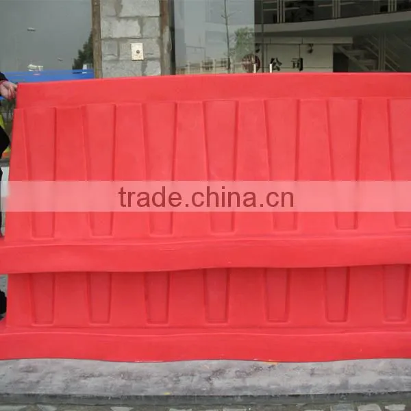 Sand filled or water traffic barriers plastic safety barriers