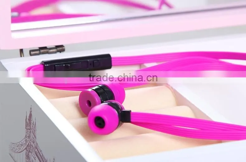 High quality sports style mobile phone custom made earphones flat cable headphones