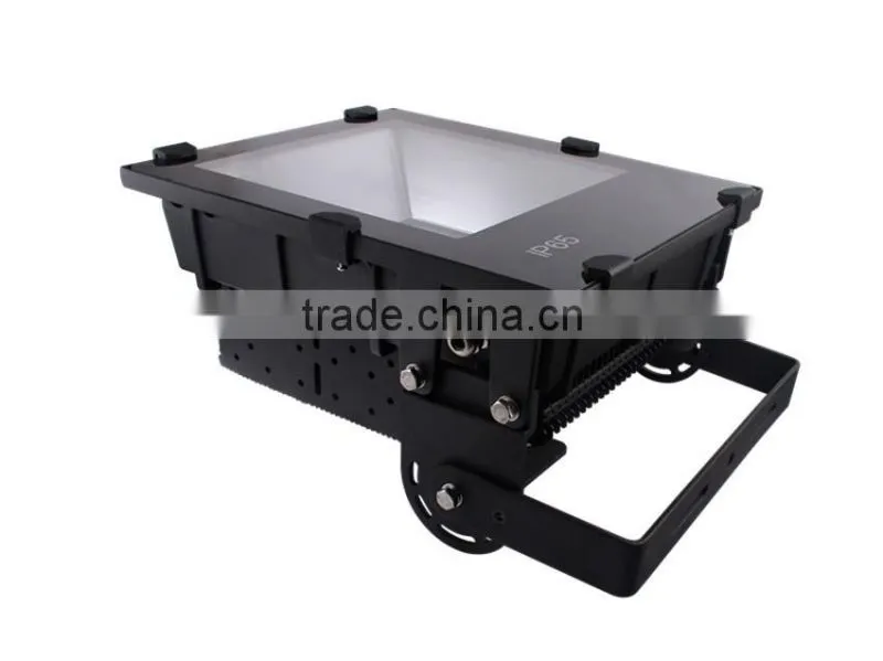 3000-6000K Color Temperature(CCT) powerful outdoor led flood lights 200w