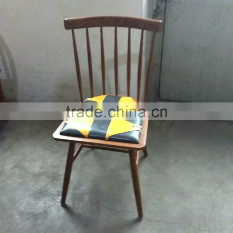 2016 hot selling modern design high quality wood copy metal dining chair