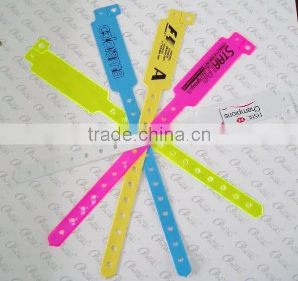 Customize Different Shape And Size Wristband Rfid