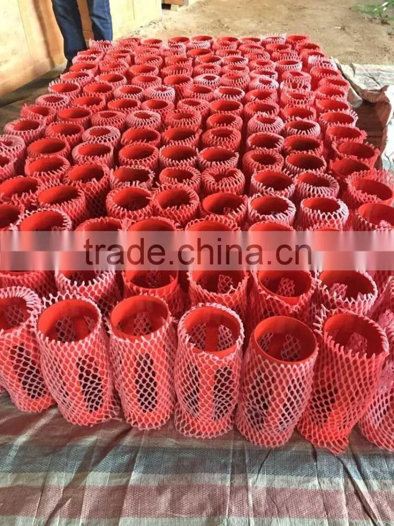 Hinged non-welded single-bow casing centralizer