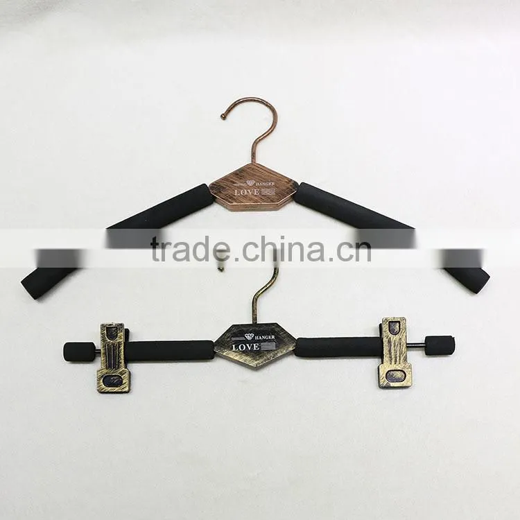 QD-A127 New design non slip metal pant hanger with clips