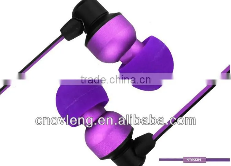 New design decoration metal and rubber earbud with box