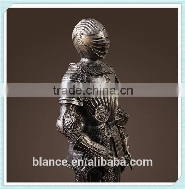 resin Gothic armour knight figurine Gothic armour knight statue for home decoration