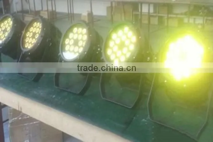Manufacturer LED 18*10W Full color Par Light