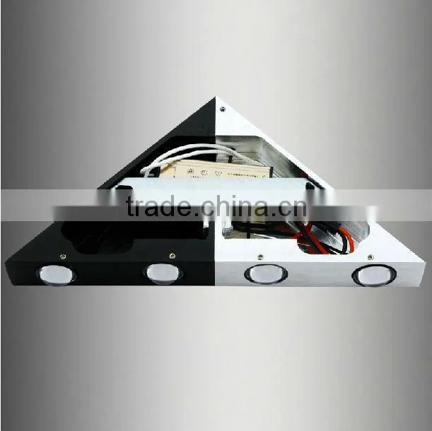 2013 Best sale Epistar chips triangle Brushed aluminum 5w wall light