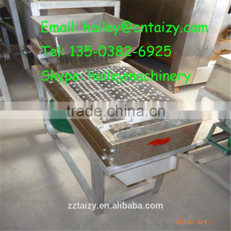Taizy roasted peanut red skin peeling machine /dry peanut skin peeling machine