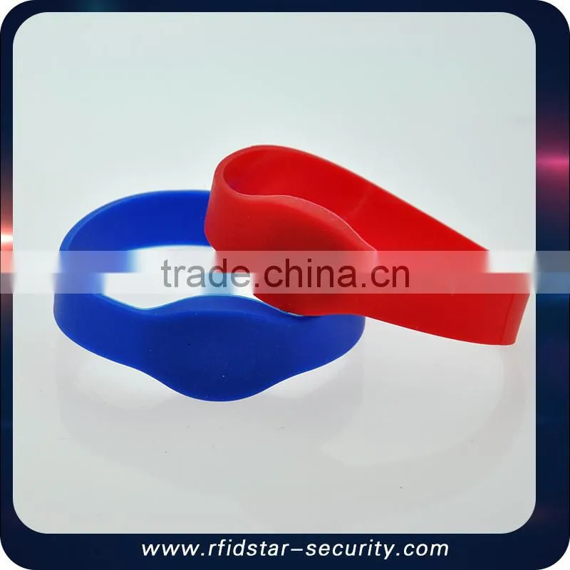 125KHz RFID Compatible ID Bracelet Waterproof Silicone Wristband
