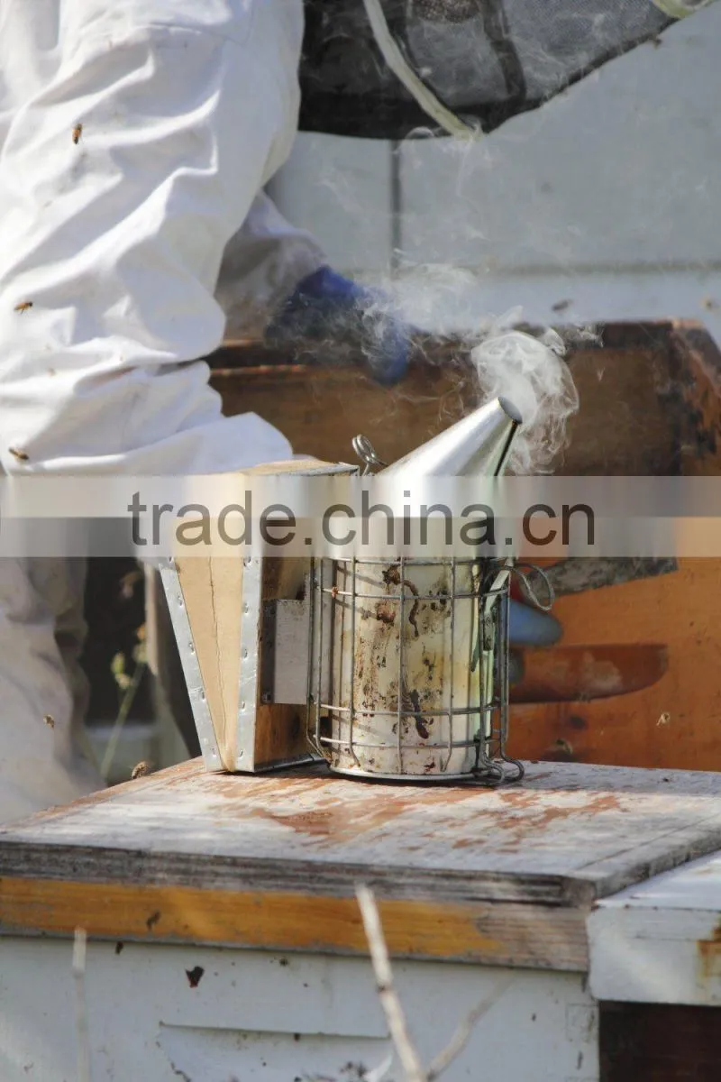 Factory Price manual stainless steel bee smoker with heat shield