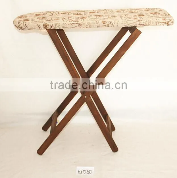 White Wicker Basket Single Door Iron Table / Station