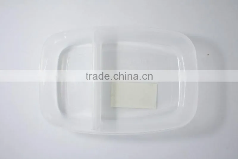 Microwave safe plastic 2 compartments lunch box with fork and knife on lid