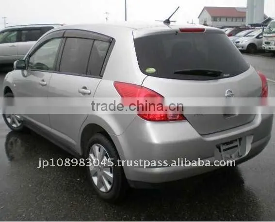 Tiida Versa Hatchback