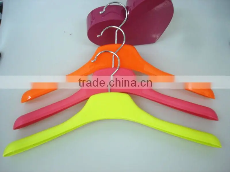 EM1308-007 pink coat plastic hanger strong clothes hanger