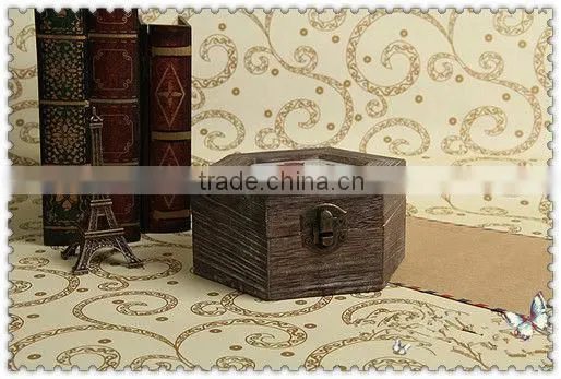 Polygon wooden box