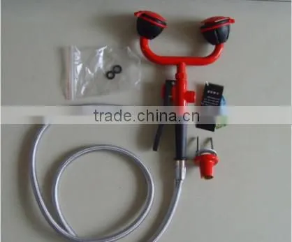 Portable eye washer stations