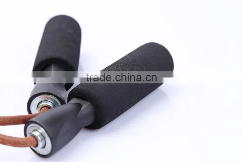 wholesale fitness gym leather jump rope cross fit skipping rope speed aerobic exercise jump rope