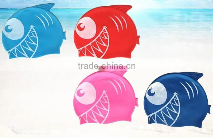 2016 Summer Fashionable Comfortable Wear silicone Waterproof Cartoon Shark Children Swimming Cap