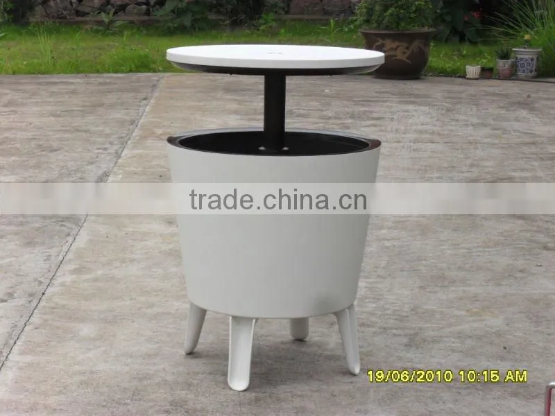 Plastic Beverage Cooler