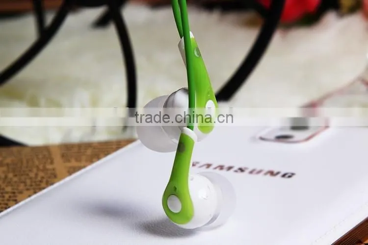 Wholesale universal headset wired in-ear headset cheap sell