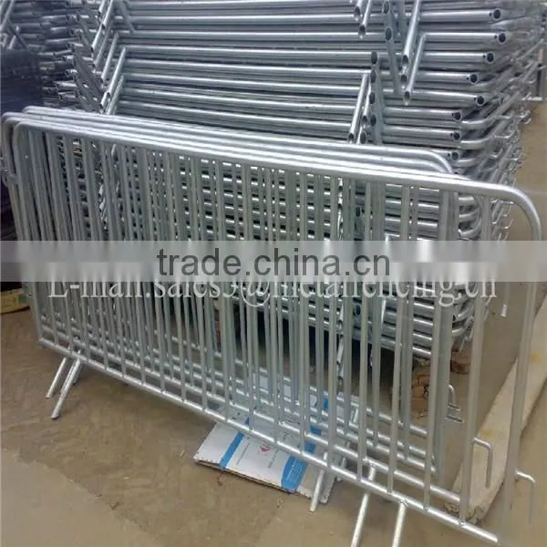 Stable metal frame welded and galvanized concert Crowd Control Barrier for sale