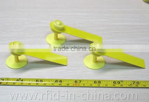 Anti-allergic UHF rfid livestock tag for tracking