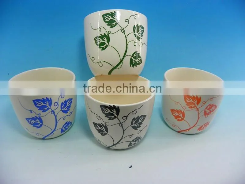 2012 new designs ceramic flower pot with bottom hole and tray