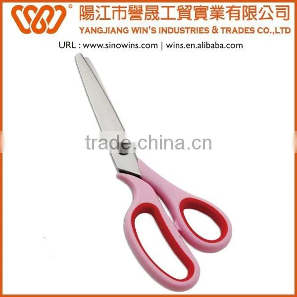 Pinking Shears with plastic handle