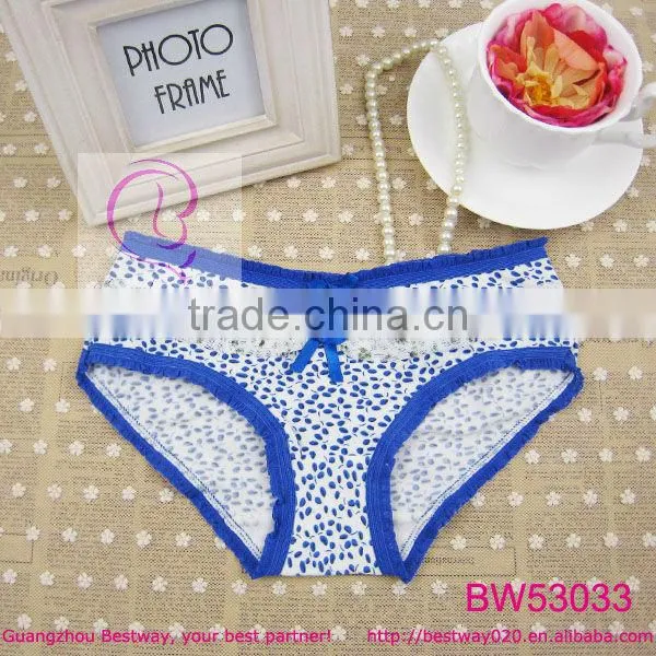 Women sexy hot images mix color briefs with lace stock fashion dress lace briefs